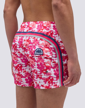 BAÑADOR CORTO DE CINTURA ELÁSTICA CON ESTAMPADO CAMUFLAJE