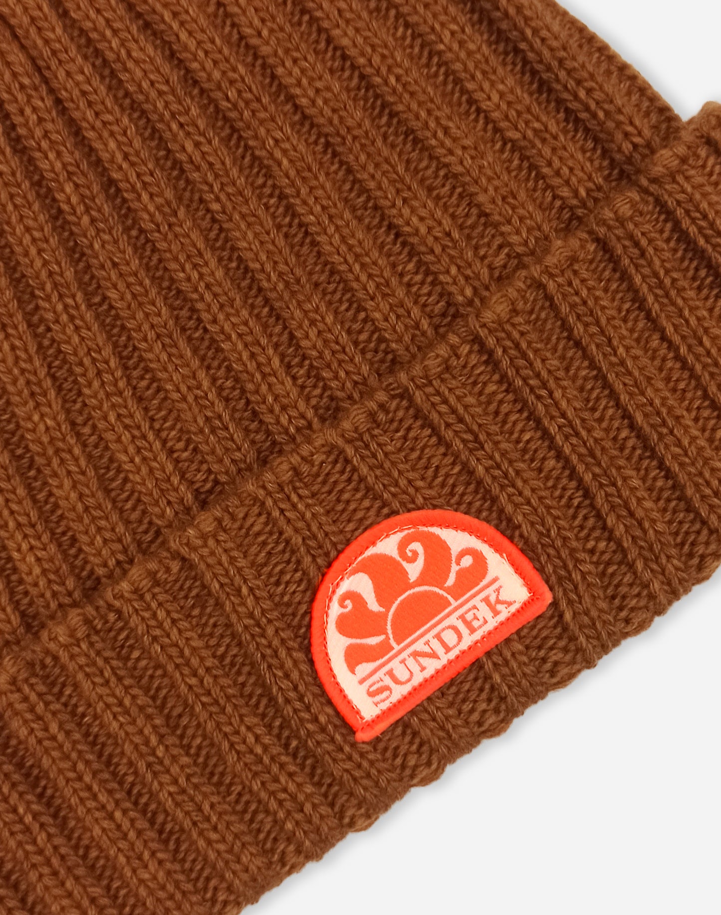 BEANIE WITH ICONIC PATCH