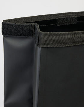 MOCHILA TÉCNICA CON CREMALLERA FRONTAL