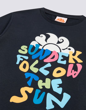 CAMISETA CON ESTAMPADO MULTIPRO DE COLORES