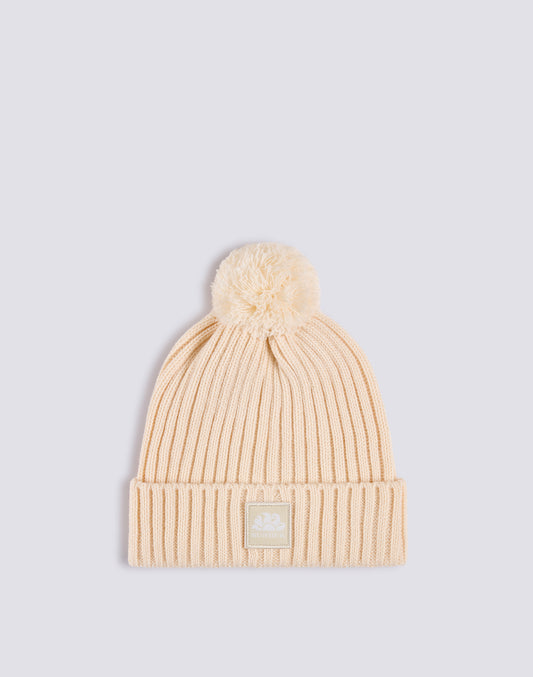 GORRO CON POMPÓN