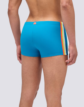 BOXER AVEC ARC-EN-CIEL SUR LES CÔTÉS