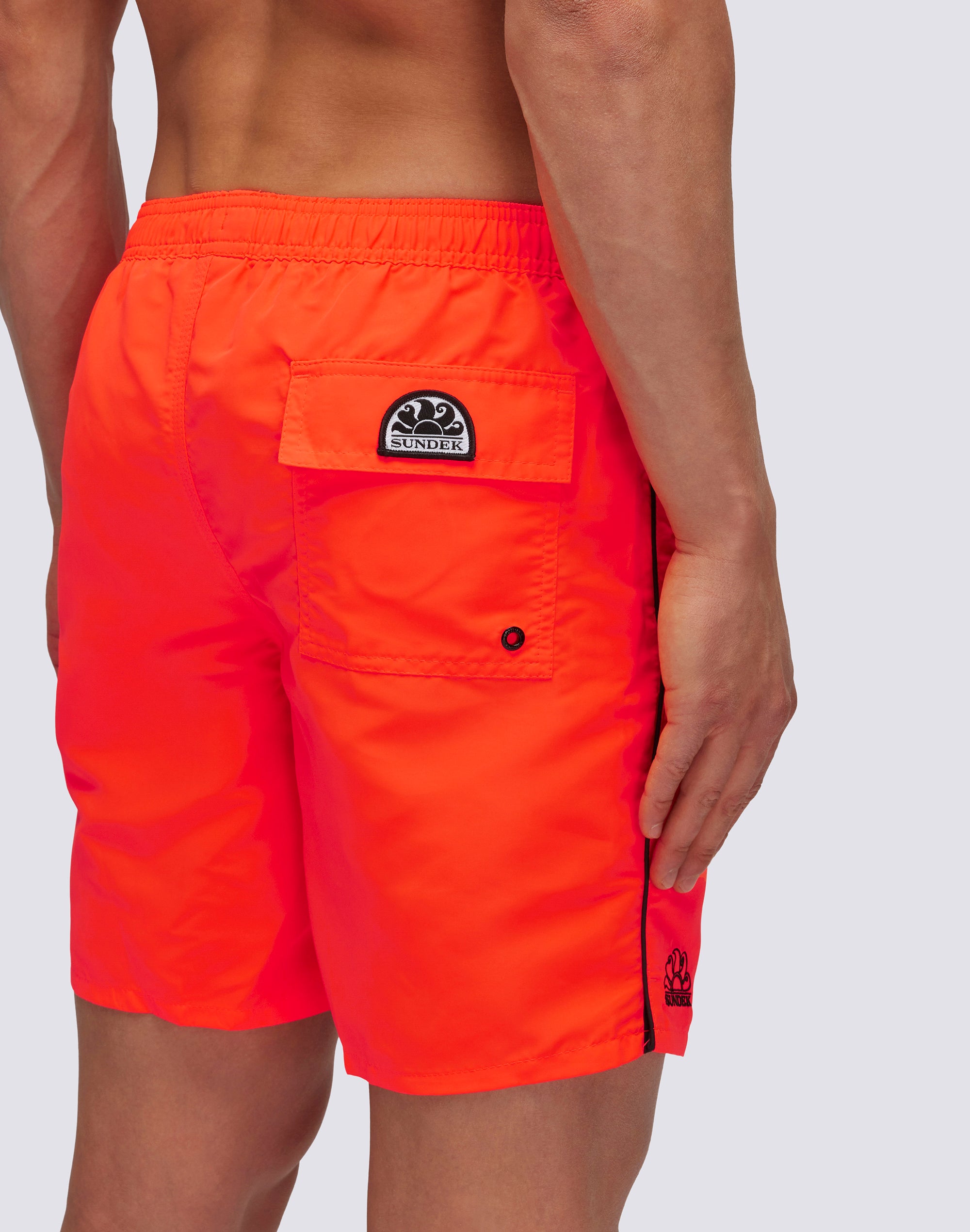 Ozon ジョーツ starteam SOL Sundek stretch waist mid-length swim trunks M420BDTA100-04702 – SUNDEK