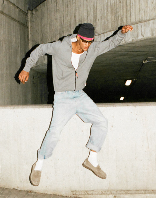 FELPA UOMO CON CAPPUCCIO E ZIP CENTRALE