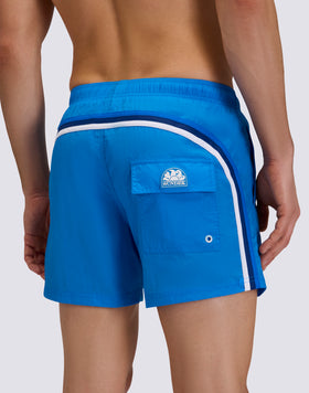 BAÑADOR CORTO CON CINTURA ELÁSTICA ARRUGADA