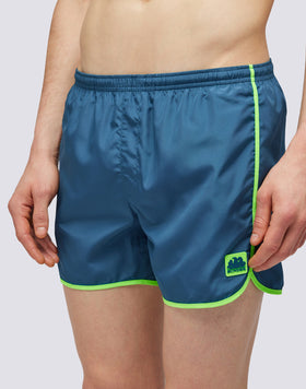 SHORT SWIMSHORTS WITH ELASTIC WAIST AND ROUND SIDE SLITS