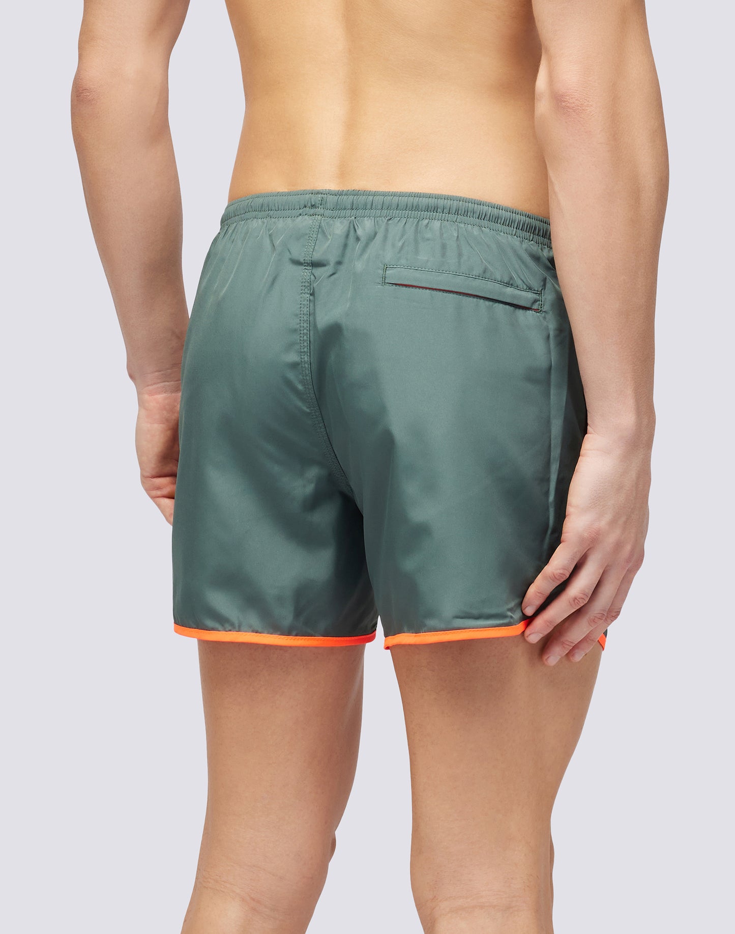 SHORT SWIMSHORTS WITH ELASTIC WAIST AND ROUND SIDE SLITS