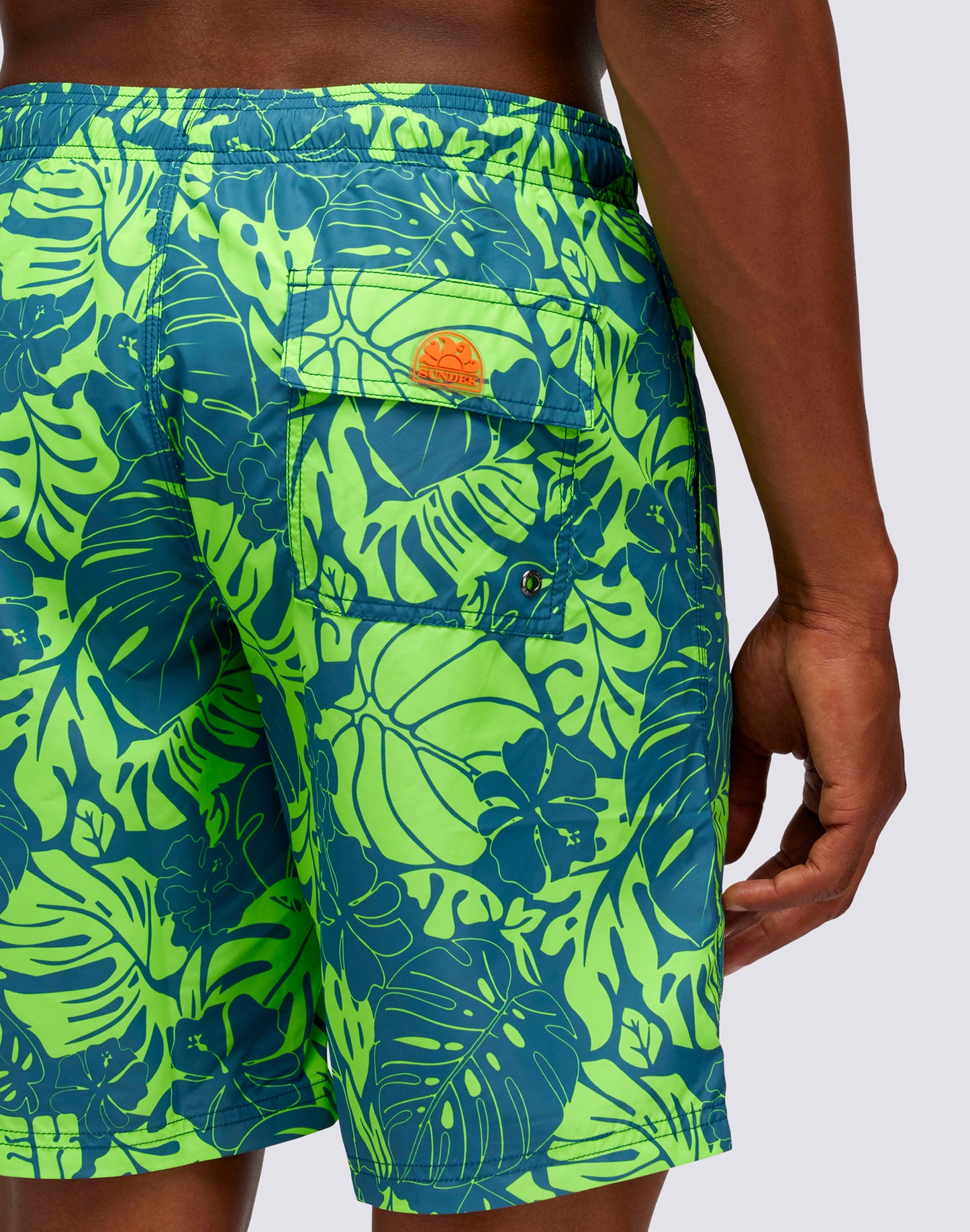 LONG SWIMSHORTS WITH ELASTIC WAIST LEAF POWER PRINT