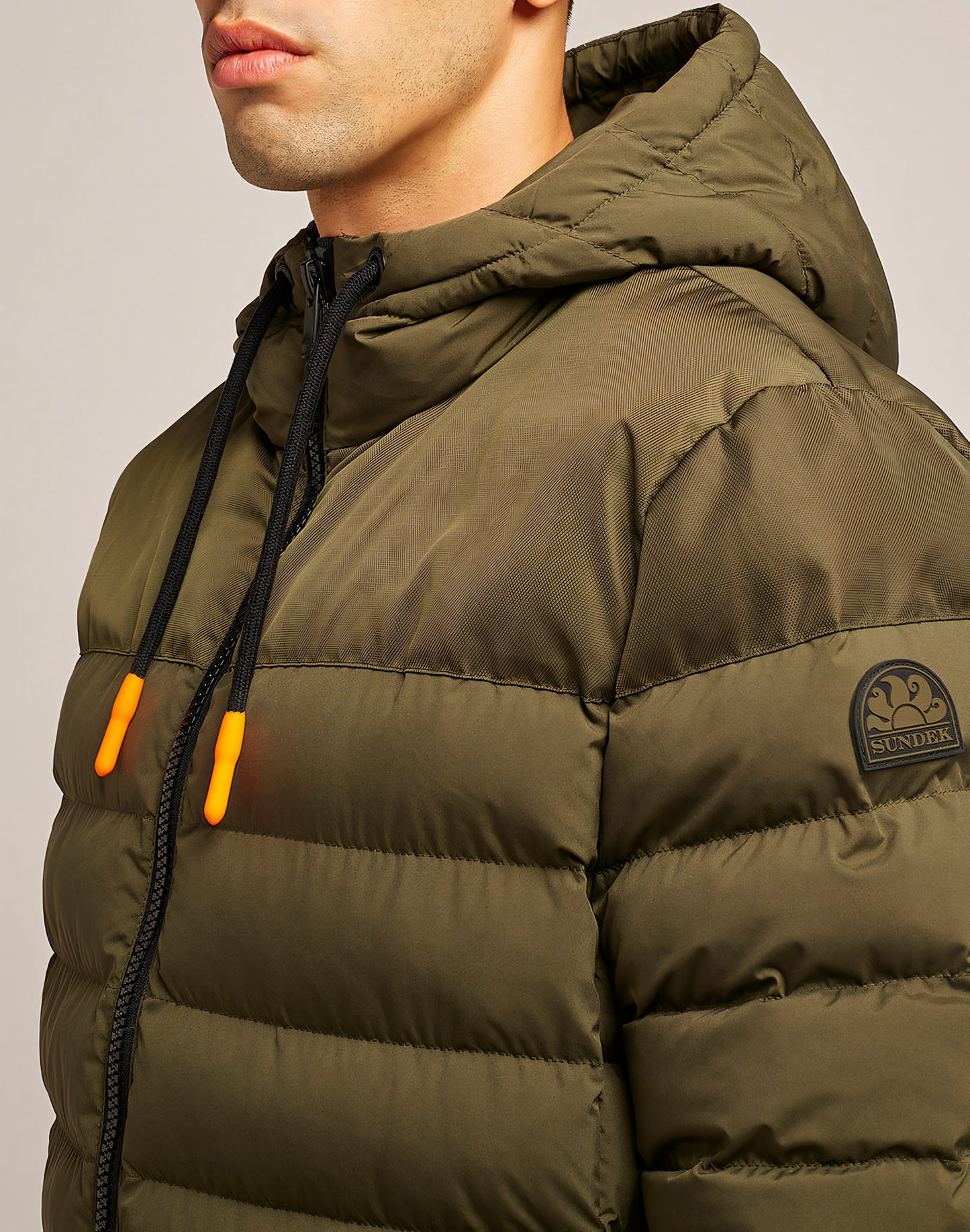 QUILTED HOODED JACKET