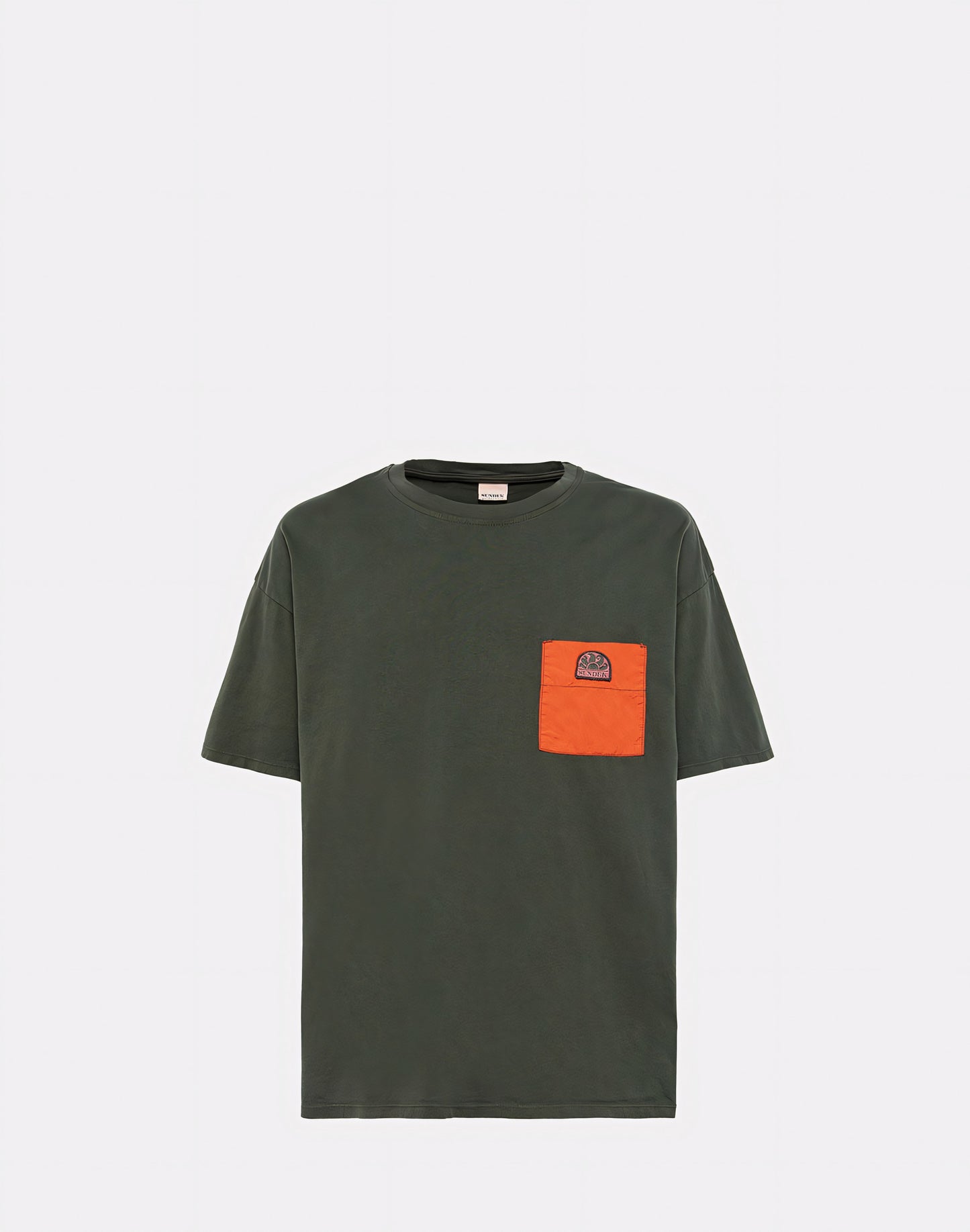 T-SHIRT WITH CONTRASTING POCKET