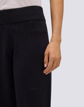 PANTALONI DONNA IN MAGLIA CON LOGO RICAMATO