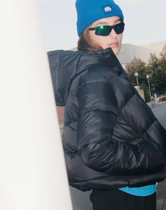PIUMINO CORTO DA DONNA IMBOTTITO CON CAPPUCCIO