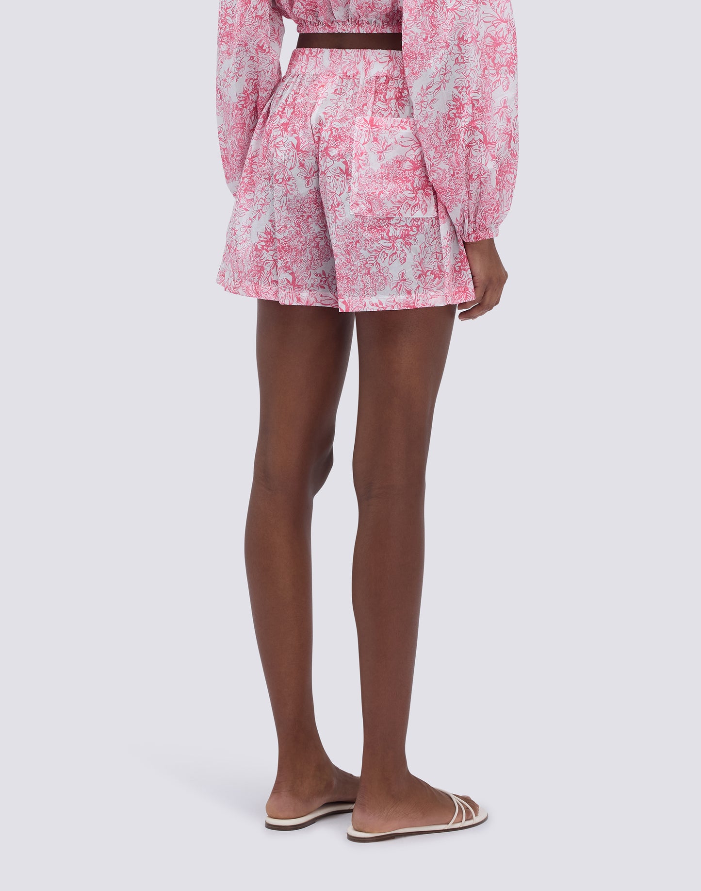 SEMI-STRETCH FLEUR DE JOIE PRINT SHORTS