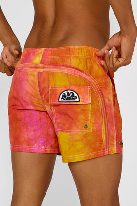 SHORT SWIM SHORTS WITH AN ELASTICATED WAISTBAND