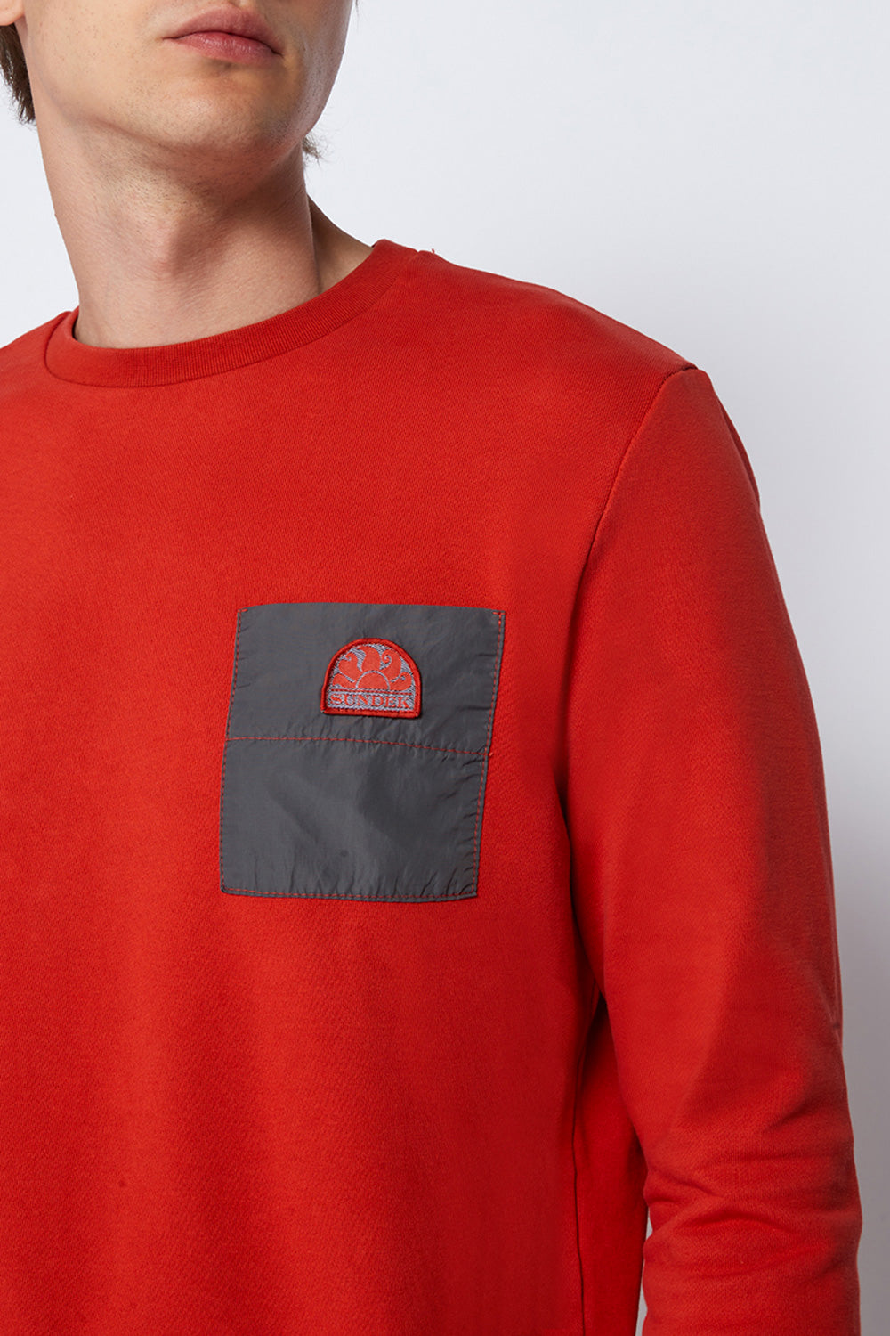 POCKET SWEATSHIRT