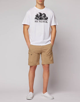 CAMISETA DE CUELLO REDONDO CON ESTAMPADO DE LOGOTIPO