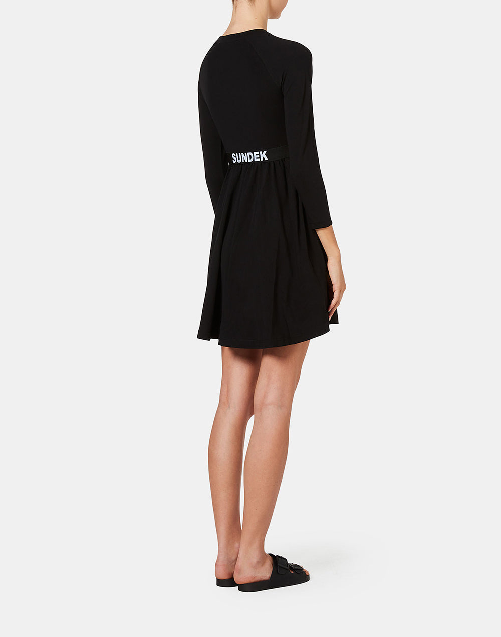LONG-SLEEVED MINI DRESS WITH A FLARED SKIRT